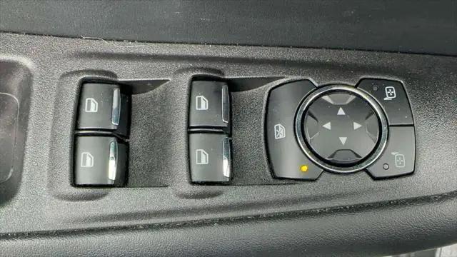 2023 Ford Edge SE