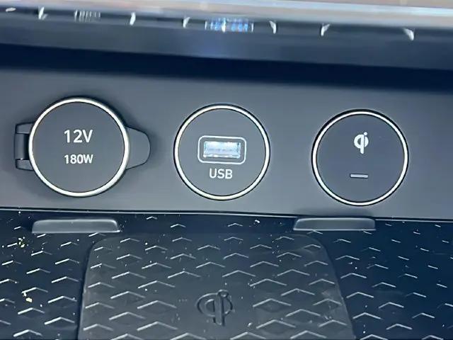 2026 Genesis G70 2.5T RWD Prestige