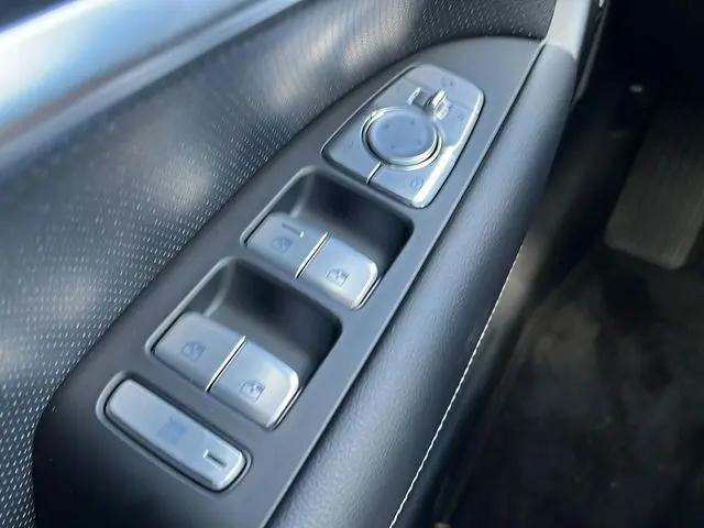 2026 Genesis G70 2.5T RWD Prestige
