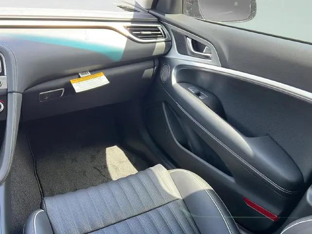 2026 Genesis G70 2.5T RWD Prestige
