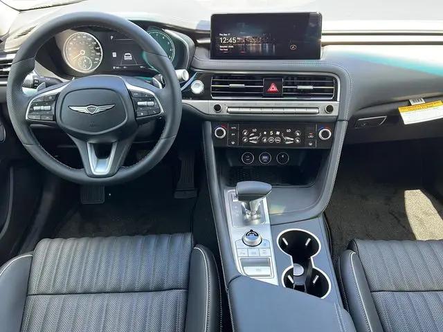 2026 Genesis G70 2.5T RWD Prestige