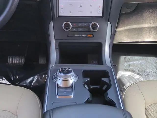 2024 Ford Edge SE