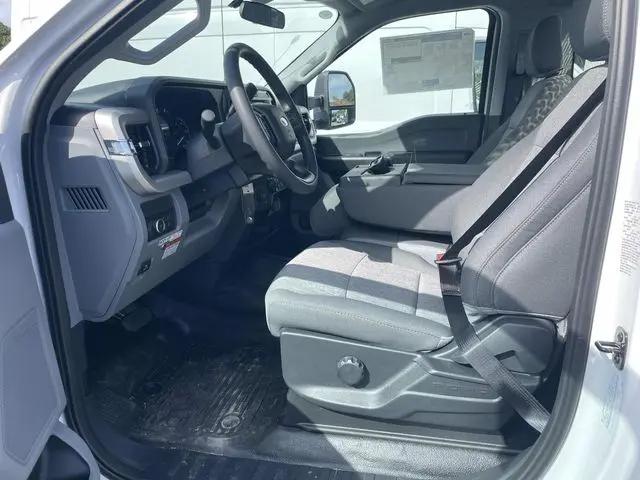 2026 Ford F-550 XL