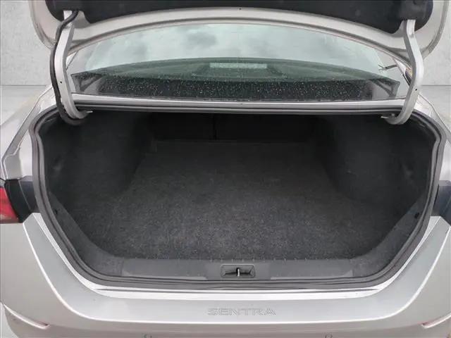 2021 Nissan Sentra SV Xtronic CVT