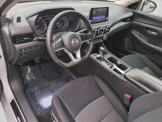 2021 Nissan Sentra SV Xtronic CVT