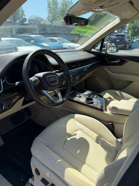 2017 Audi Q7 3.0T Premium