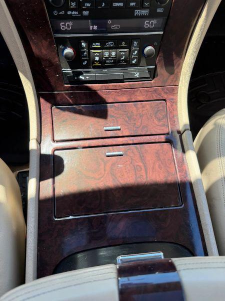 2011 Cadillac Escalade Premium