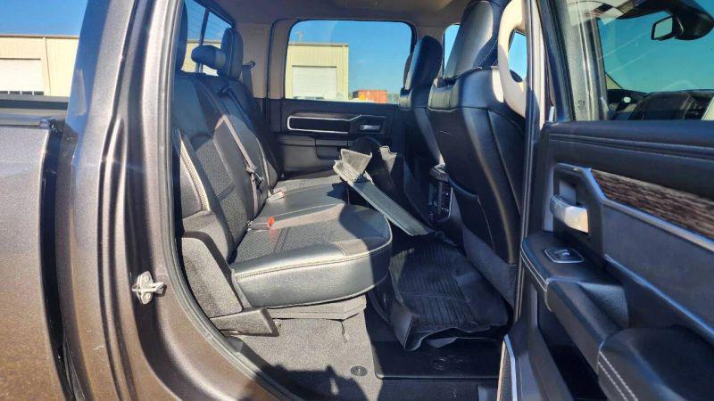 2021 Jeep Ram 2500 Laramie Crew Cab 4x4 64 Box