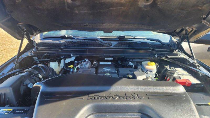 2021 Jeep Ram 2500 Laramie Crew Cab 4x4 64 Box