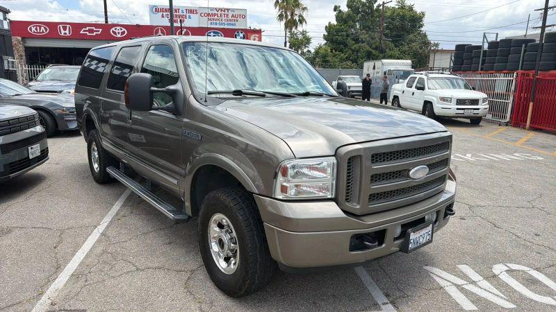 2005 Ford Excursion Limited