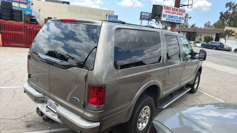 2005 Ford Excursion Limited