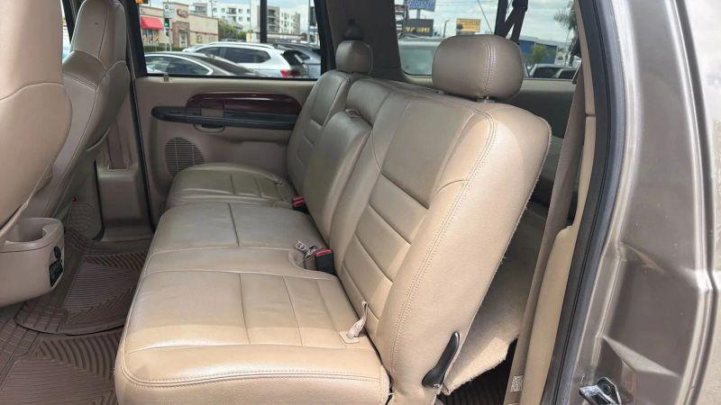 2005 Ford Excursion Limited