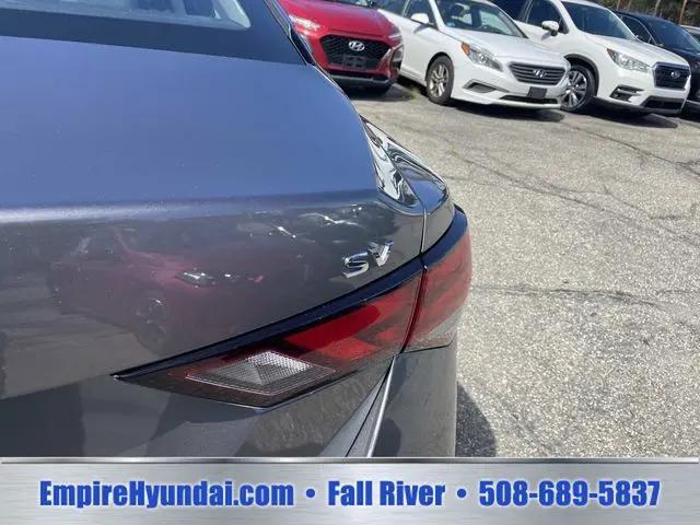 2024 Nissan Sentra SV Xtronic CVT