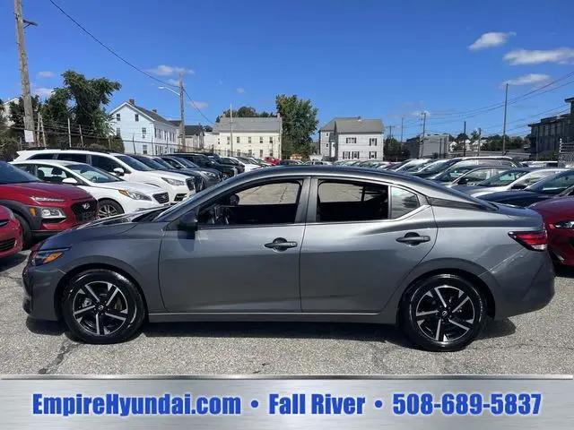 2024 Nissan Sentra SV Xtronic CVT