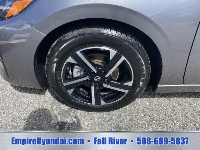 2024 Nissan Sentra SV Xtronic CVT