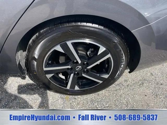 2024 Nissan Sentra SV Xtronic CVT