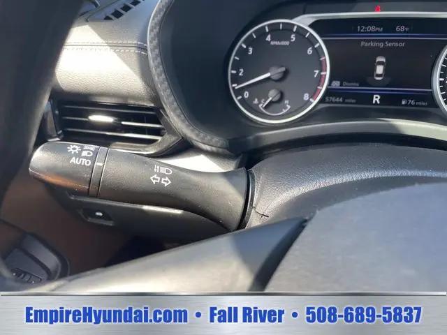2024 Nissan Sentra SV Xtronic CVT