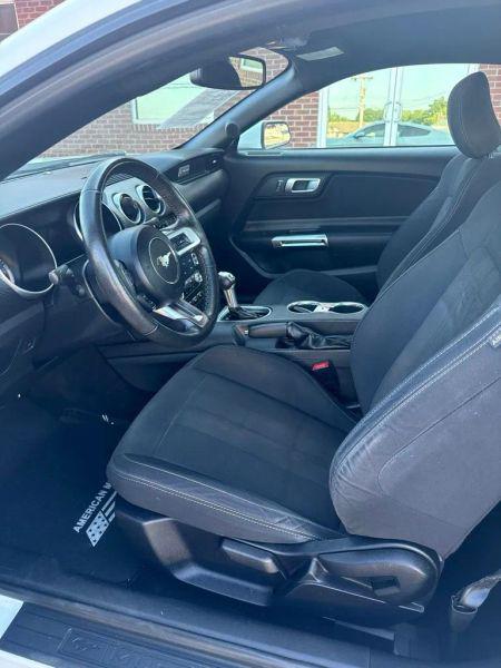2019 Ford Mustang EcoBoost