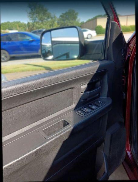 2019 Ram 1500 Classic Express Quad Cab 4x4 64 Box