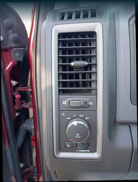 2019 Ram 1500 Classic Express Quad Cab 4x4 64 Box
