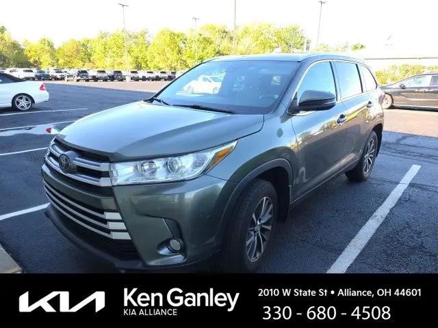2019 Toyota Highlander XLE for sale in Alliance, OH