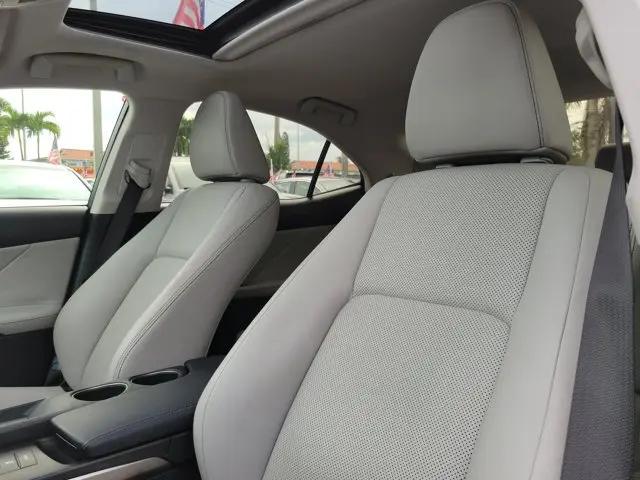 2016 Lexus IS 200t IS 200t