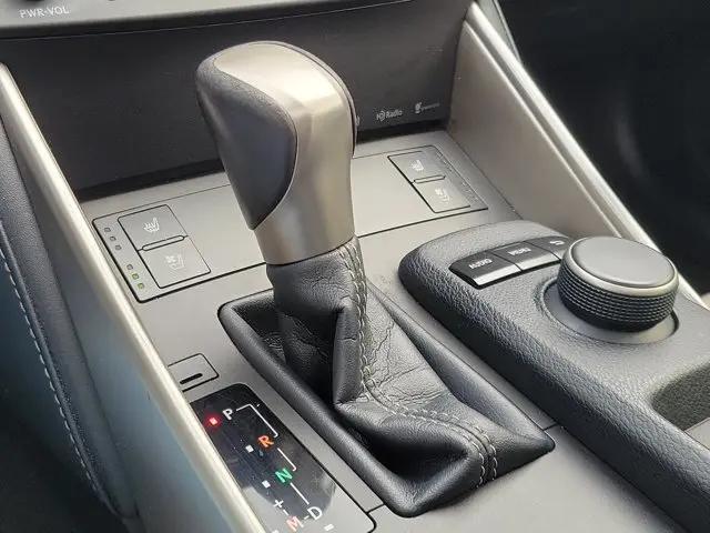 2016 Lexus IS 200t IS 200t