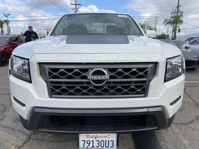 2023 Nissan Frontier Crew Cab SV 4x2