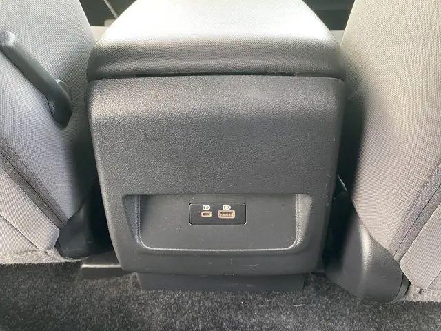 2023 Nissan Frontier Crew Cab SV 4x2