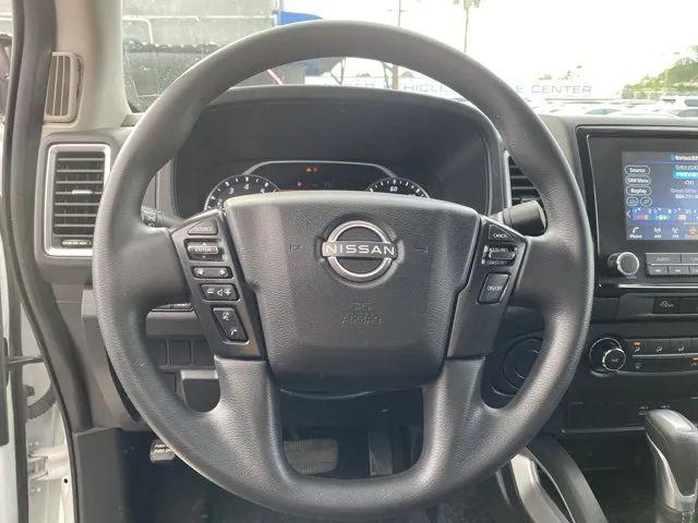 2023 Nissan Frontier Crew Cab SV 4x2