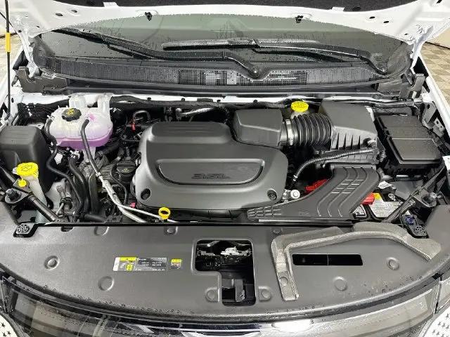 2027 Chrysler Pacifica Select AWD