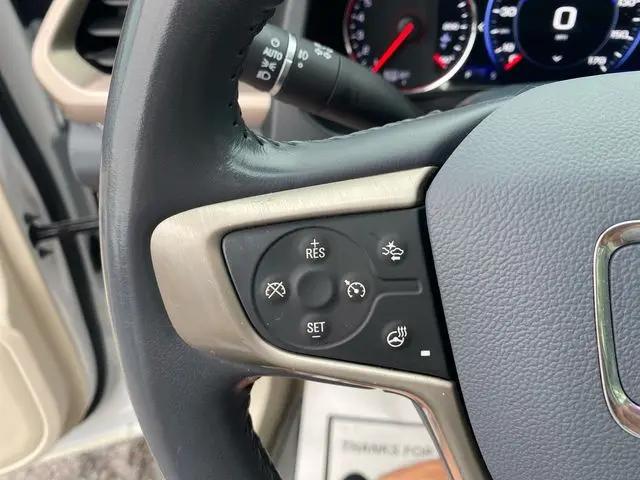 2020 GMC Acadia AWD Denali