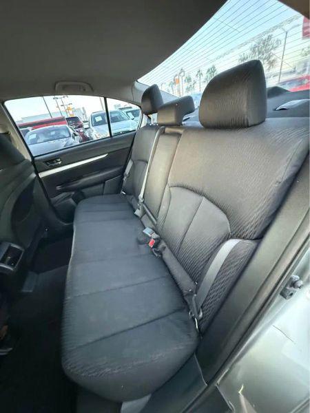2011 Subaru Legacy 2.5i