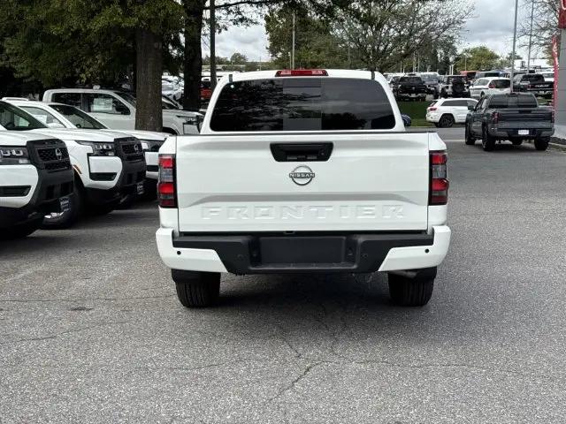 2027 Nissan Frontier SV