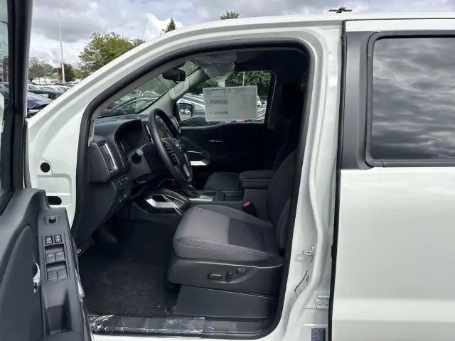 2027 Nissan Frontier SV