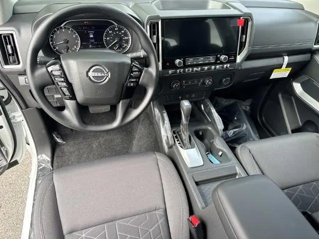 2027 Nissan Frontier SV
