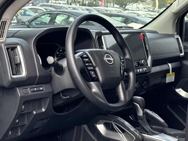 2027 Nissan Frontier SV
