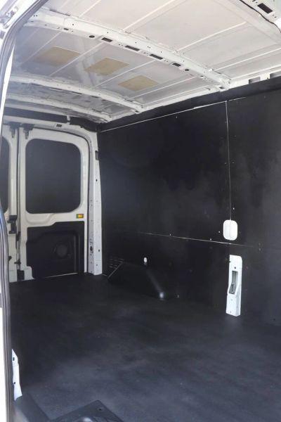 2023 Ford F-250 Medium Roof w/LWB