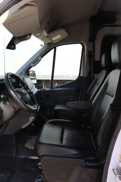2023 Ford F-250 Medium Roof w/LWB