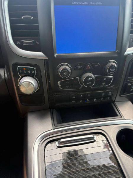 2017 Ram 1500 Limited Crew Cab 4x2 57 Box