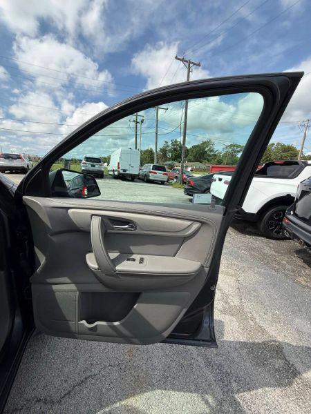 2014 Chevrolet Traverse LS