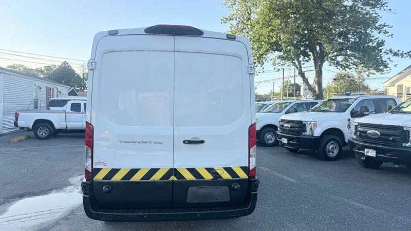 2018 Ford Transit Medium Roof w/Sliding Side Door w/LWB