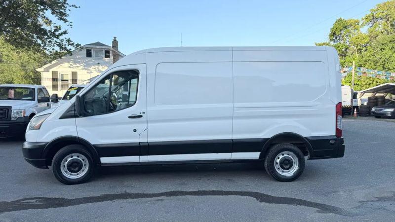 2018 Ford Transit Medium Roof w/Sliding Side Door w/LWB
