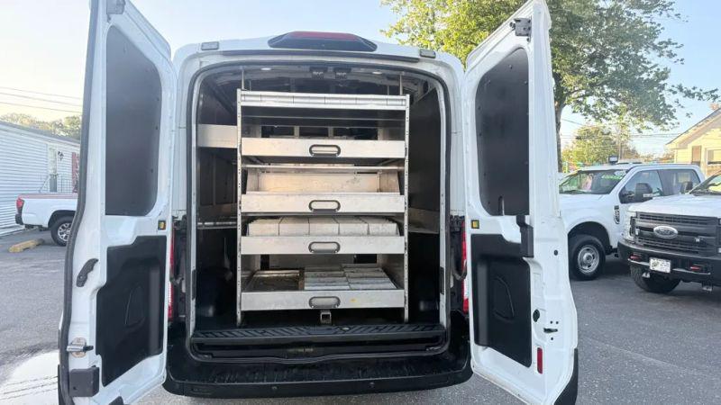 2018 Ford Transit Medium Roof w/Sliding Side Door w/LWB