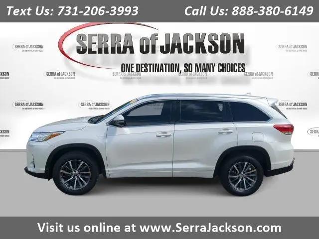 2017 Toyota Highlander XLE for sale in Jackson, TN