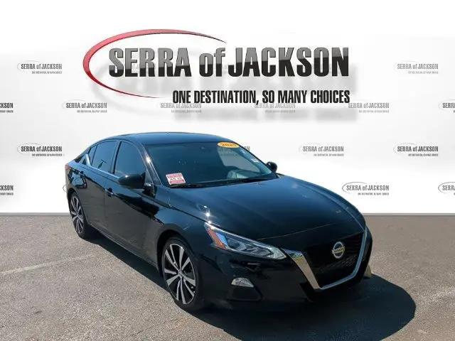 2021 Nissan Altima SR FWD