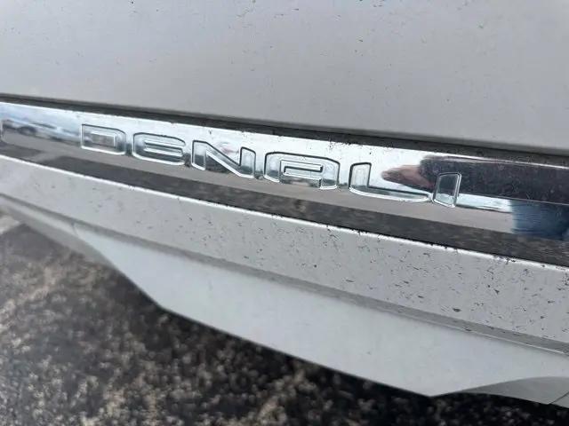 2021 GMC Acadia FWD Denali