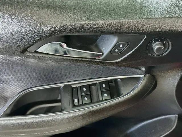 2018 Chevrolet Cruze LT Auto