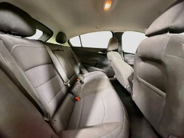 2018 Chevrolet Cruze LT Auto