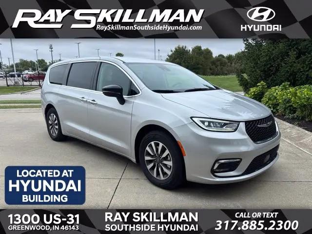 2024 Chrysler Pacifica Hybrid Select for sale in Greenwood, IN